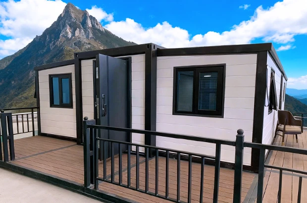 Modular Hillside Cabin