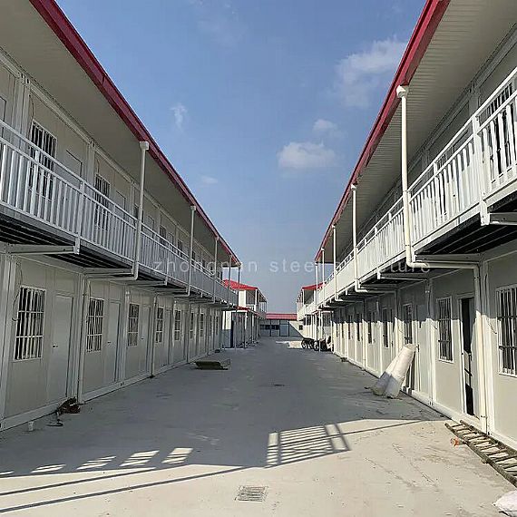 Casa contenedor de dos pisos