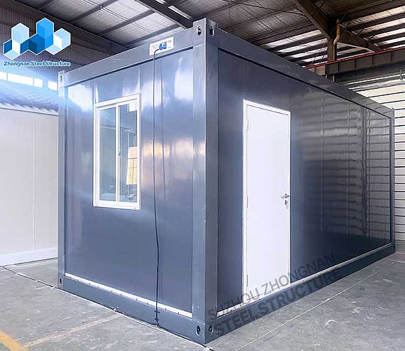 Salle de réception de conteneur gris plat